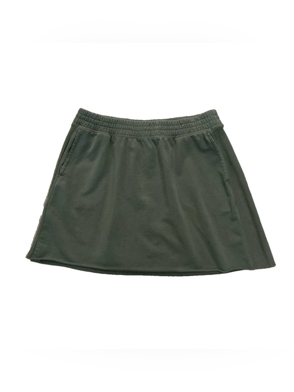 Offline by Aerie Green Skirt Size Medium Elastic Waistband Pockets Stretch Comfy